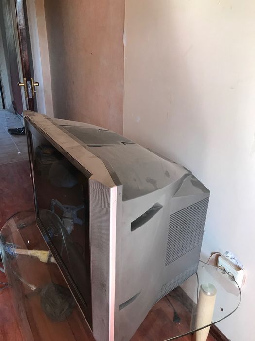 Телефизор(цена договорная)