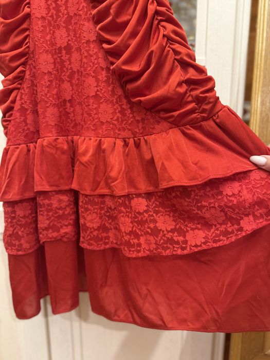 Нарядное платье.