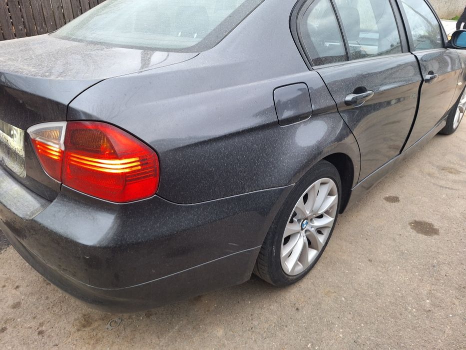 Haion triple  far tragar ușa aripi bmw e90 318 i 2006
