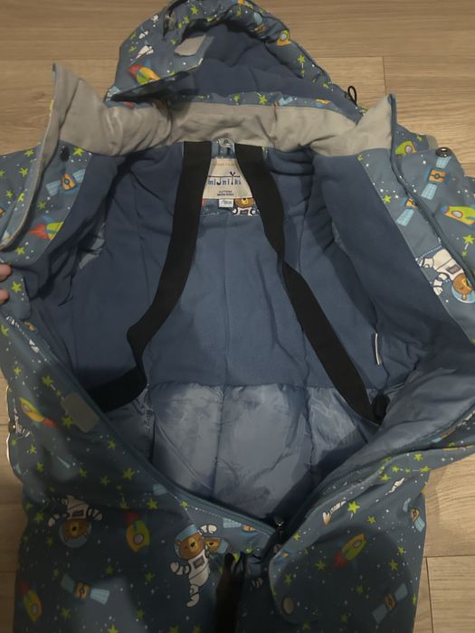 Продам комбенизон Lassye для мальчика.