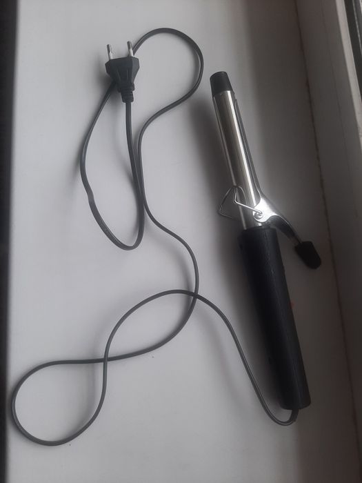 Плойка. НОВАЯ. Звоните.