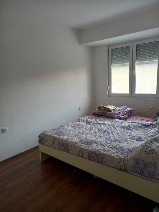 Дава се под наем Тристаен апартамент в Пловдив, Гагарин - 85 кв.м за 255 € - Снимка #2