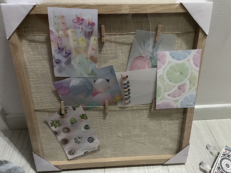 Tablou cu carlige pentru poze 43x43cm