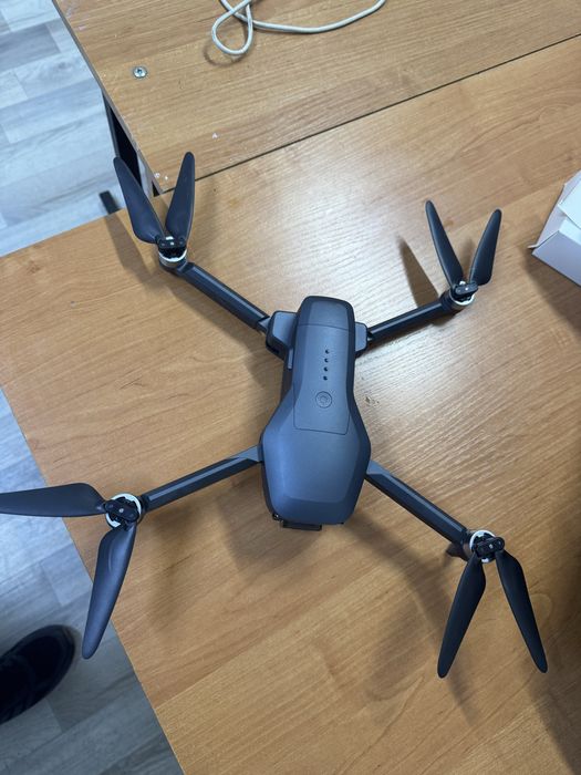 Дрон Toysky GM 193E черный