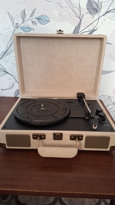 Проигрывать для виниловых пластинок