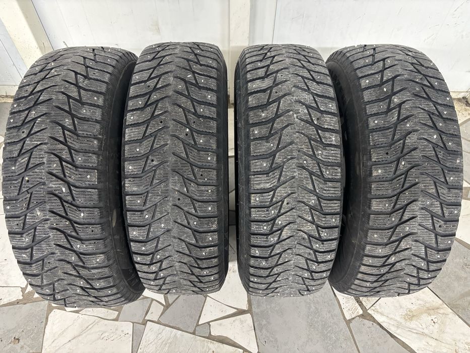 Продам резину 235/70/16