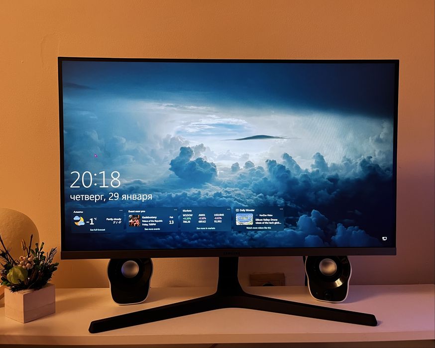 Монитор 27" Samsung LS27R350FHIXCI