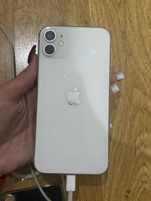 Продам айфон 11 128 без ремонта