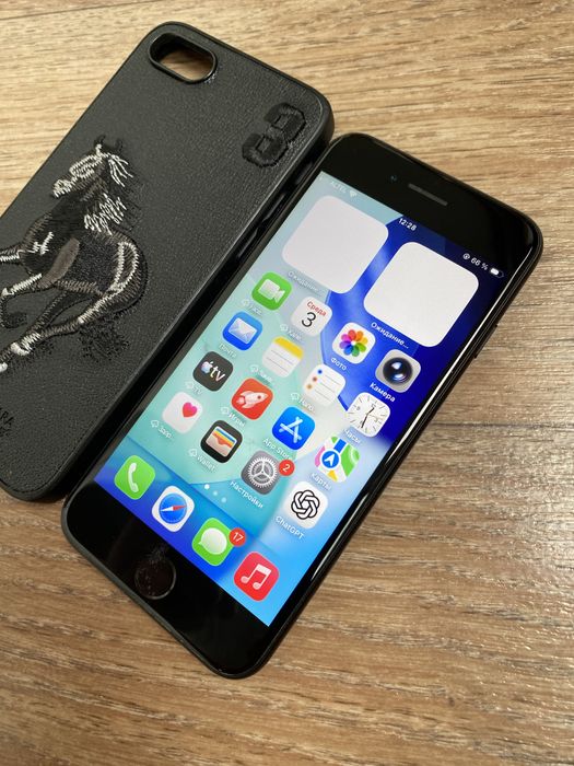 Айфон SE 64gb 75% Без ремонта