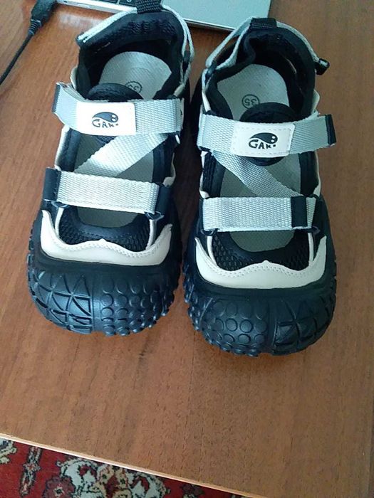 Сандалии на мальчика летние