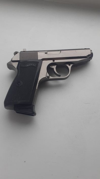 Зажигалка пистолет