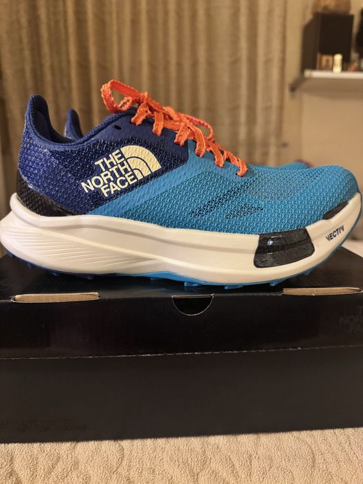 Adidași Pantofi Sport Damă The North Face Nr. 38,5
