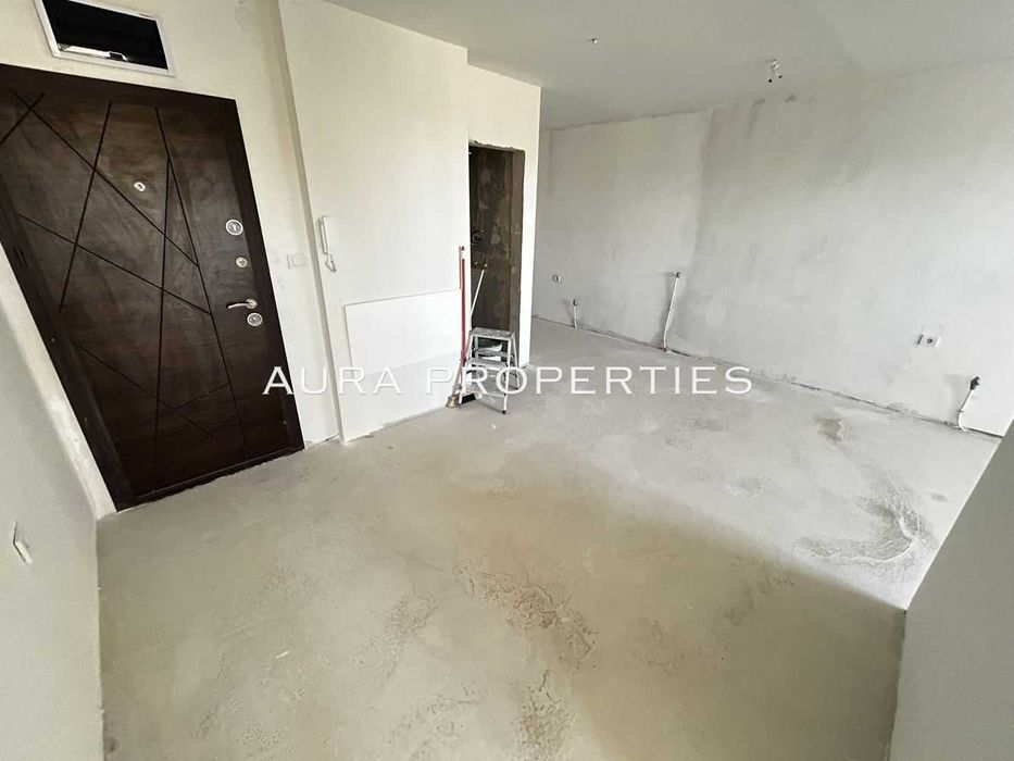 Продава се Двустаен апартамент в с. Бели Лом, Област Разград - 58 кв.м за 1381 €/кв.м - Снимка #2