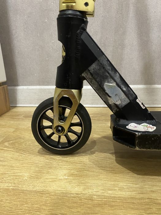 Продам запчасти на самокат трюковой