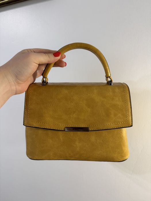 Noua geanta culoare mustar