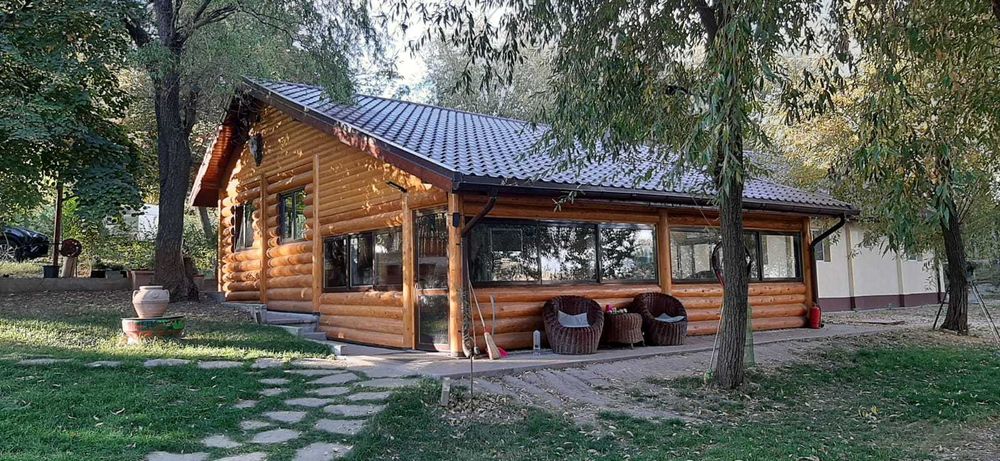 Vând domeniu piscicol cu 2 bălţi de pescuit FUNDULEA