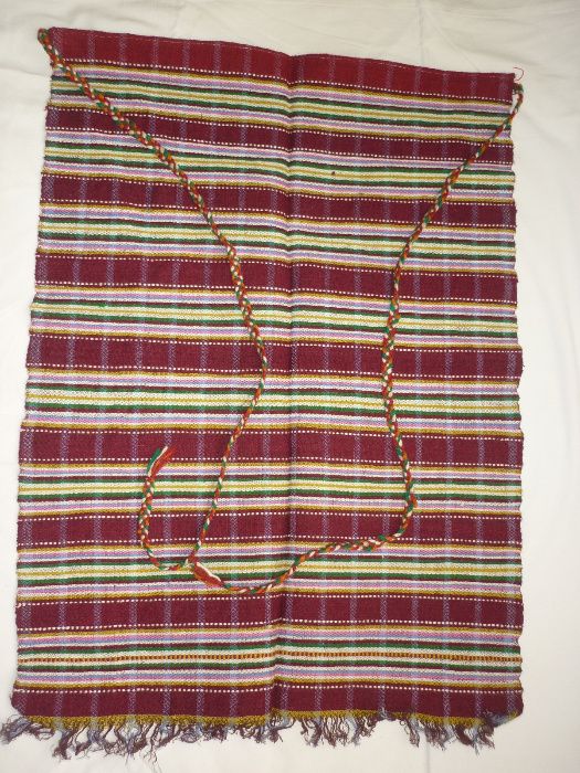 Ръчно тъкани котленски престилки с народни мотиви