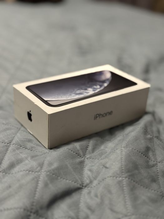 Iphone XR ( айфон хр)