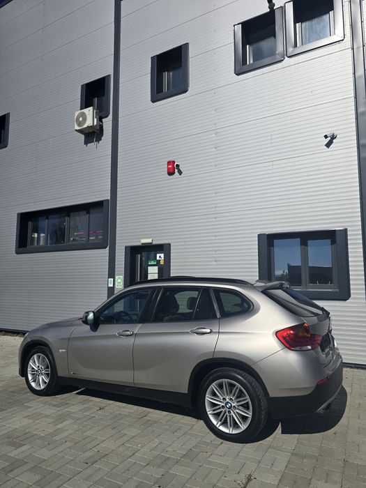 BMW X1 2010 — imagine 5