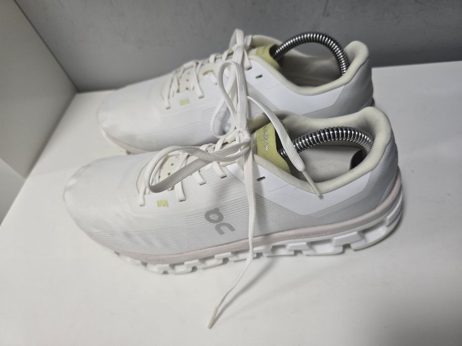 Маратонки за бягане  ON Cloudflow