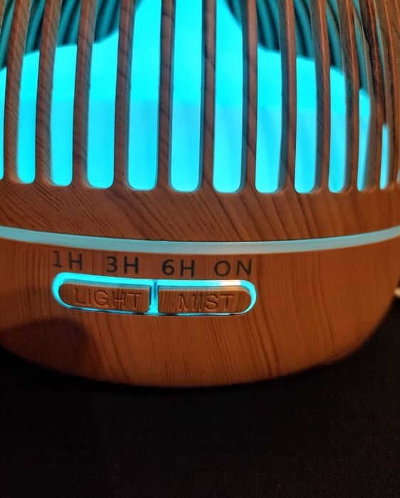 Difuzor de Aromaterapie cu LED – Design Imitatie Lemn, 300–500 ml, 7 C