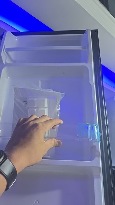 Mini xolodilnik 90 l Aiwa original