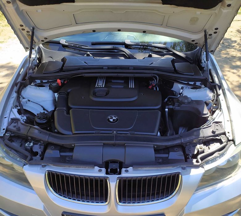 BMW 318 E91 / M47 / 1 Собственик / ГАРАЖНА / 3 КЛЮЧА