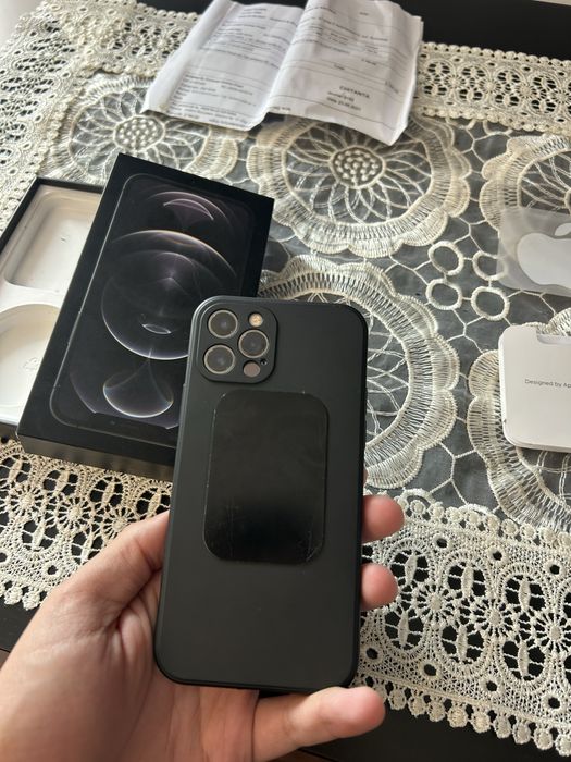 Vand iphone 12 pro full box