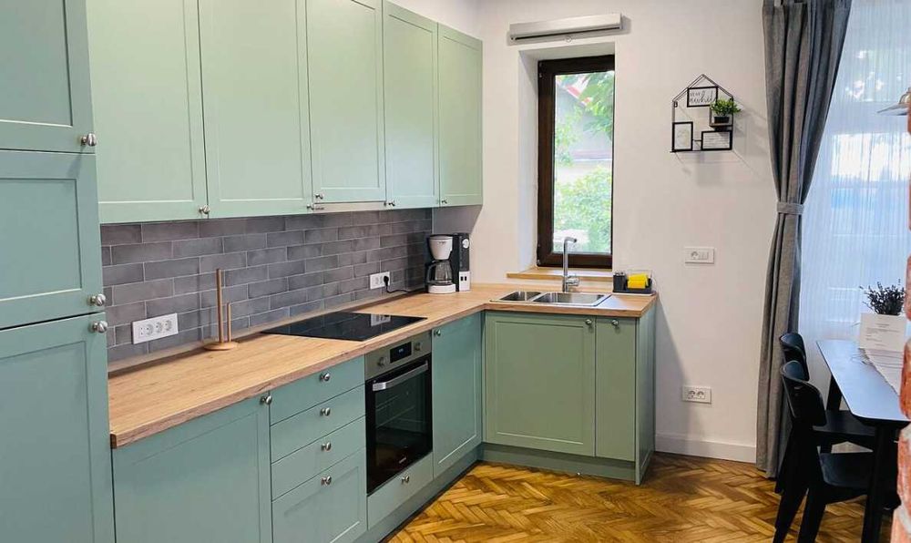 Дава се под наем Двустаен апартамент в Пловдив, Централна гара - 62 кв.м за 290.7 € - Снимка #1