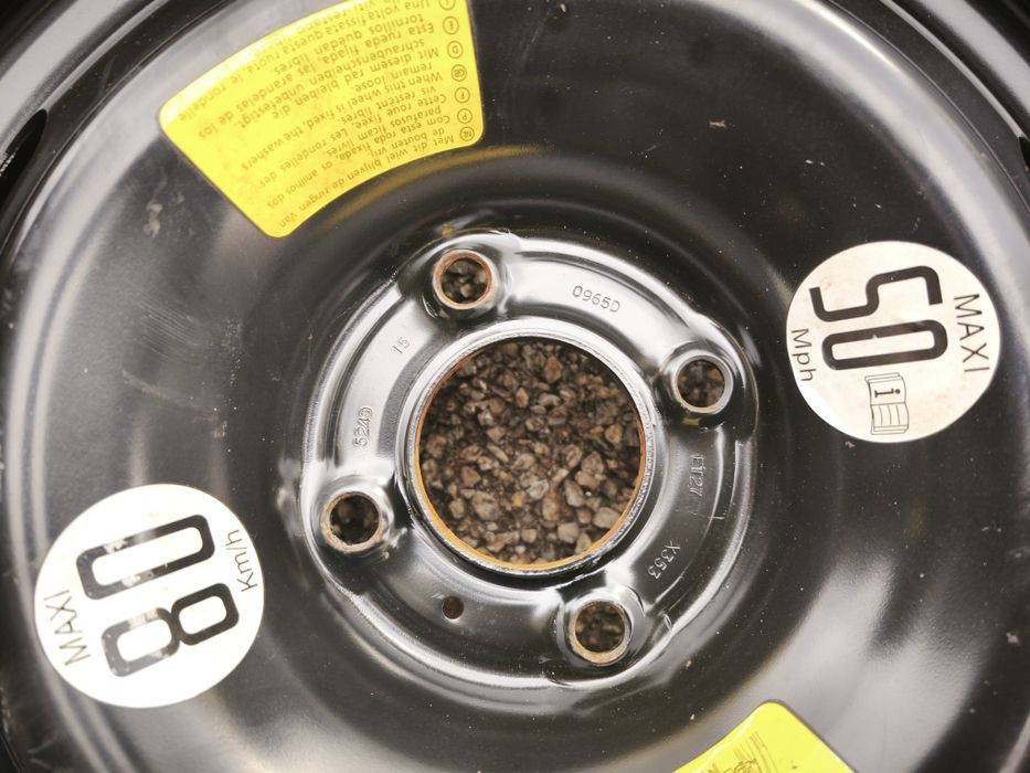 16" и 15" оригинални резервни гуми с джанти за Peugeot/Citroen.