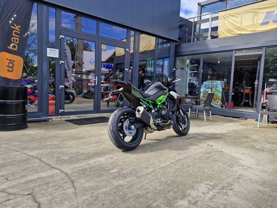 Kawasaki Z900 -0km pret livrare prin EST BIKE Campina