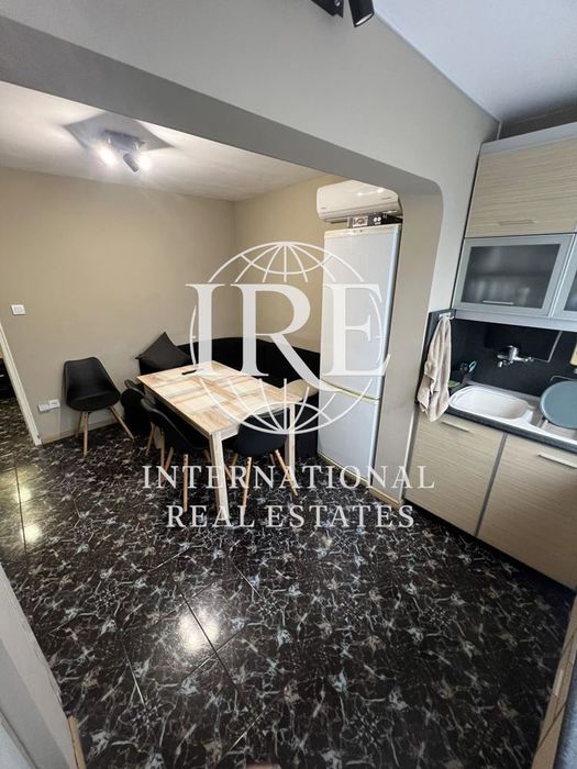 Продава се Четиристаен апартамент в Варна, Младост 1 - 80 кв.м за 1141 €/кв.м - Снимка #3