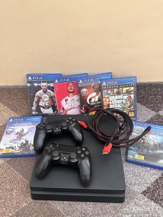 Продам Sony PlayStation 4 Slim + 2 геймпада + 6 игр