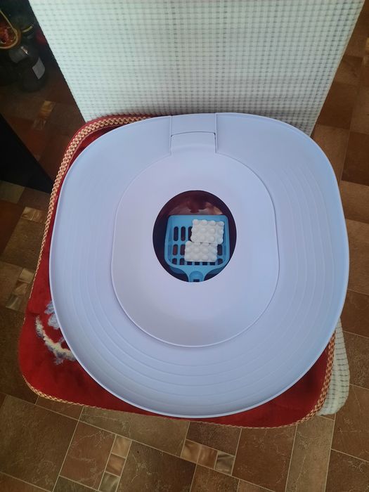 Продам лоток для кошек