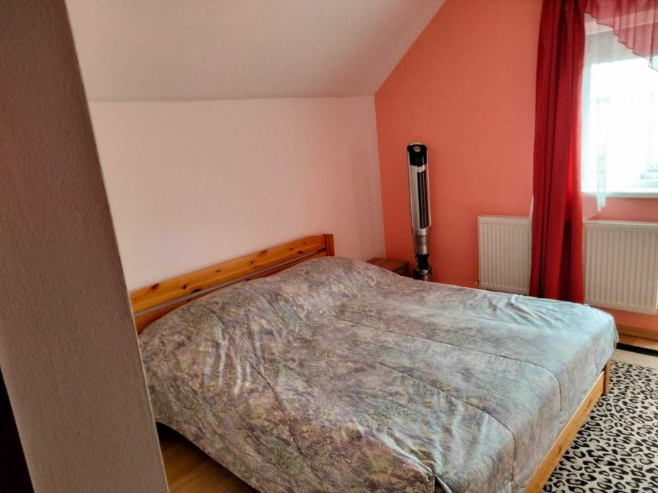 Casa de vânzare aproape nefolosită