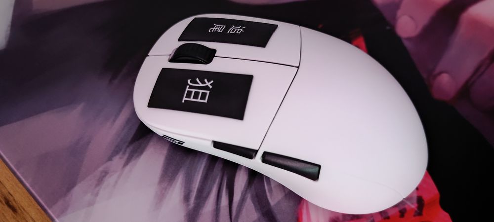 Vând mouse Endgamegear Xm2w 4K