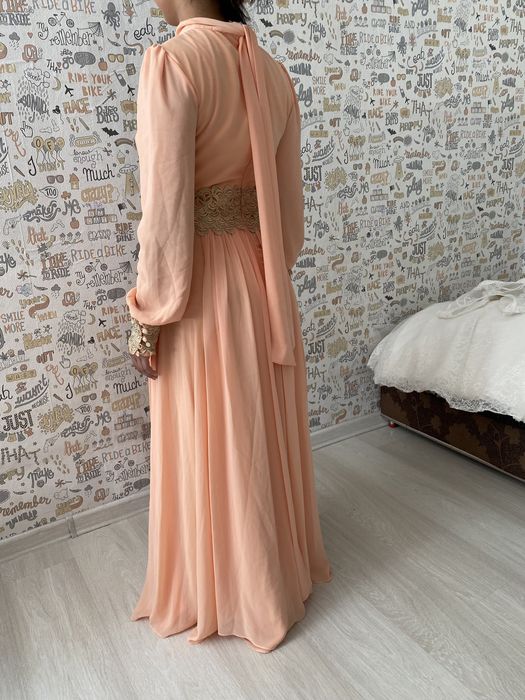 Вечернее платье