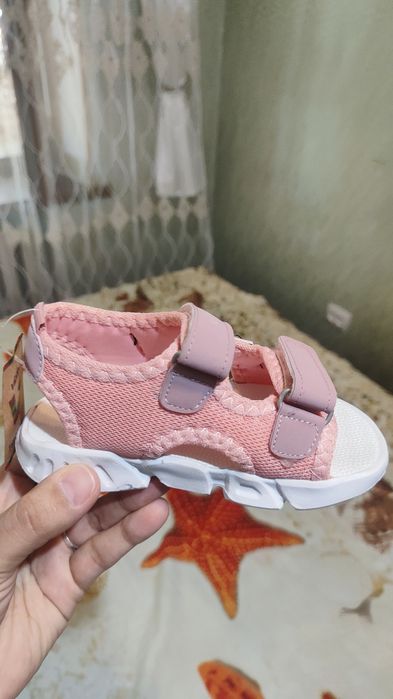 Босоножки для девочки
