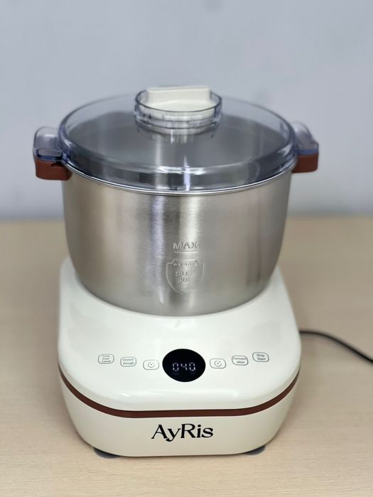 Продам тестомес 7л