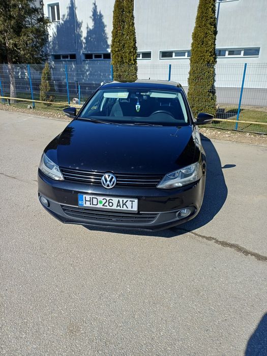Vând   Volkswagen Jetta