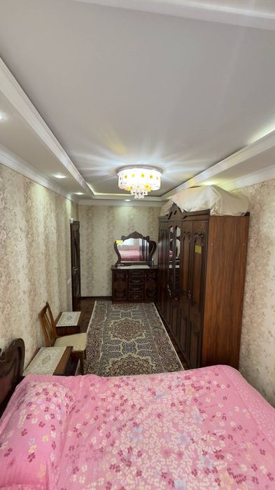 Учтепа 14 22 18 сотилади