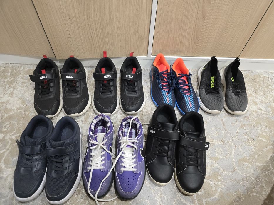 Кроссовки подростковые