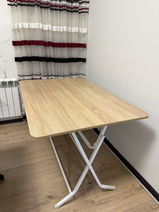 Стол 120*80 в хорошем состояний