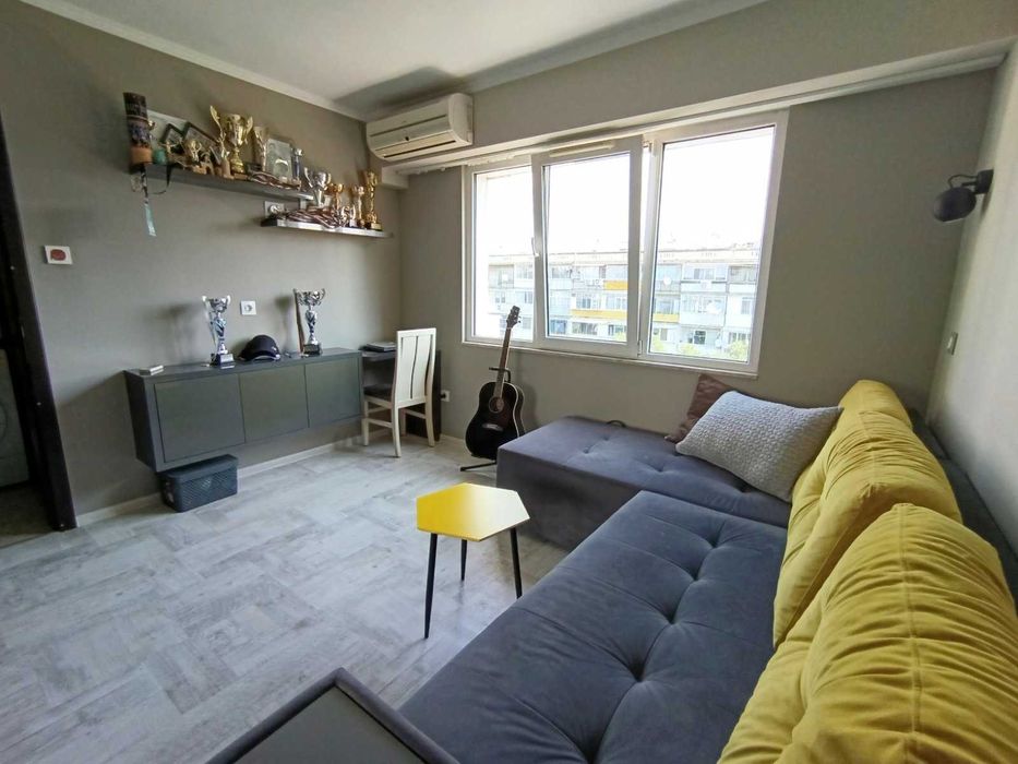 Продава се Двустаен апартамент в Варна, Бриз - 64 кв.м за 2422 €/кв.м - Снимка #6