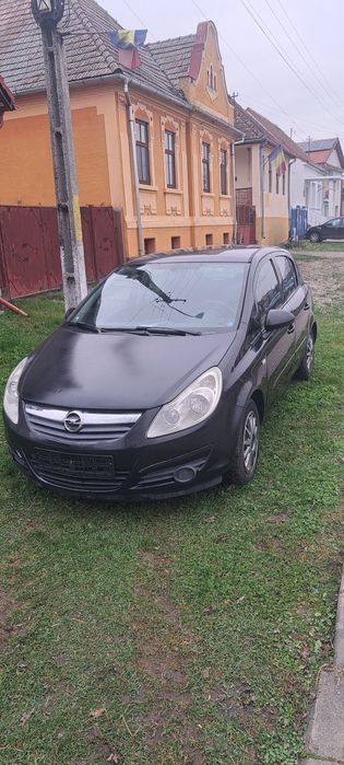 Opel corsa D  1.3 cdti  rar efectuat