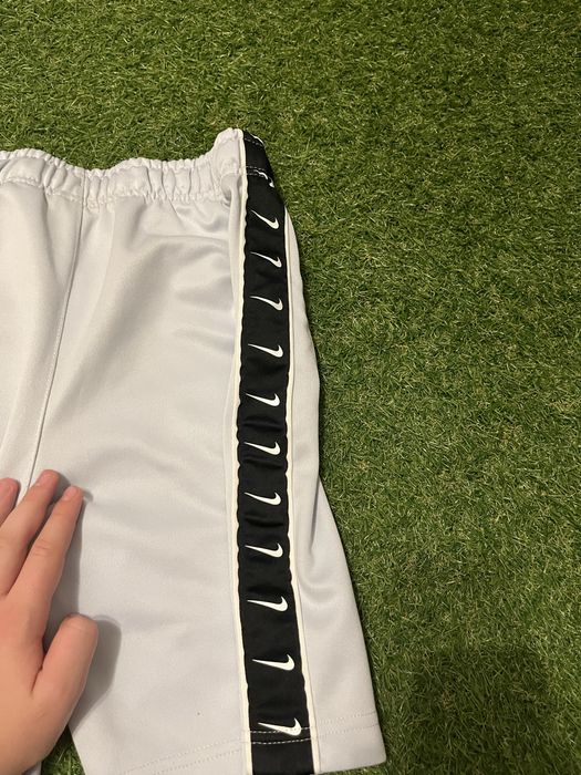 pantaloni scurti nike