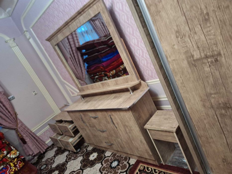 Мебель бу Спальный гарнитур и матрас