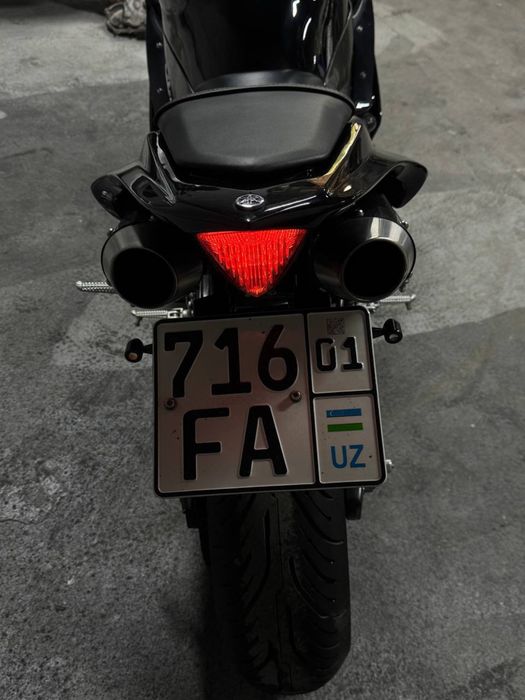 Yamaha yzf r1 2007 срочно в отличном состоянии