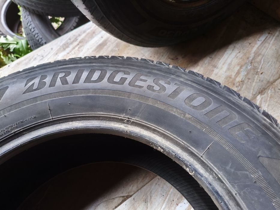 265 65 R17 Пара 2шт. Лето Bridgestone Шины