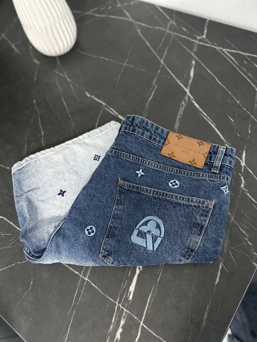 Blugi scurti Louis Vuitton